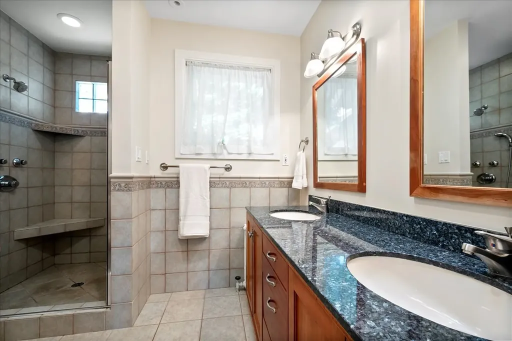1804 Elmwood Avenue Wilmette IL 60091