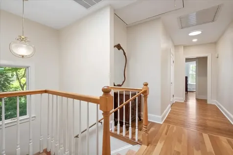 1804 Elmwood Avenue Wilmette IL 60091