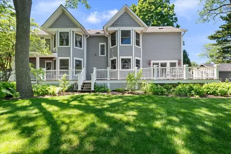 1804 Elmwood Avenue Wilmette IL 60091