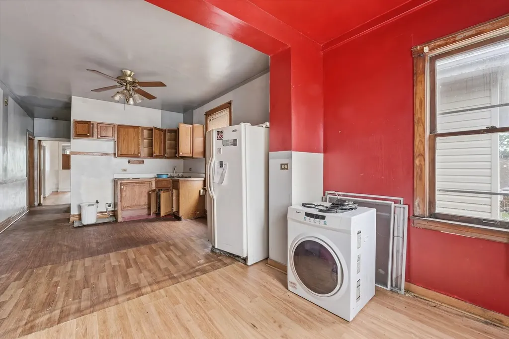 6734 South Maplewood Avenue Chicago IL 60629