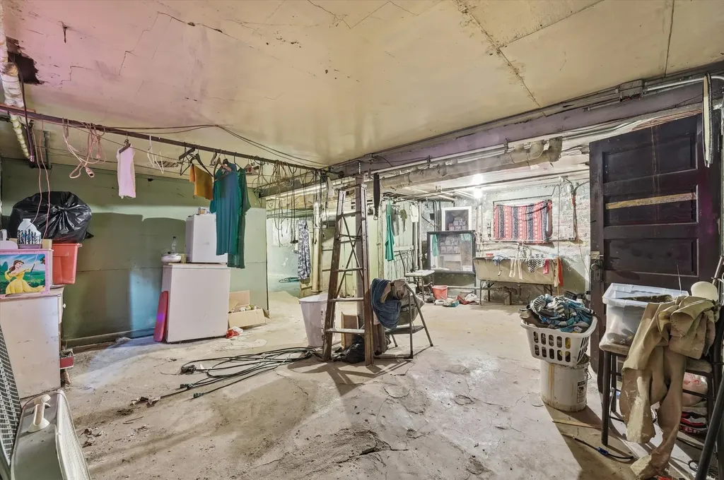 6734 South Maplewood Avenue Chicago IL 60629