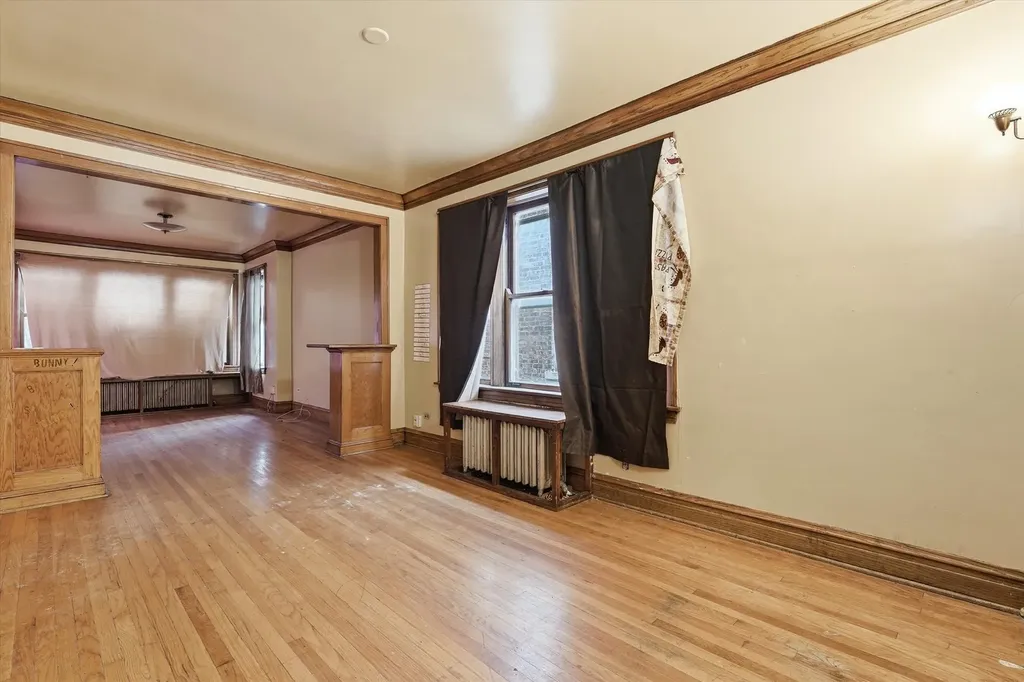 6734 South Maplewood Avenue Chicago IL 60629