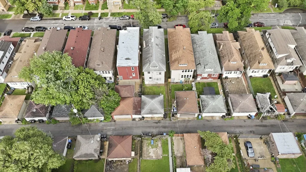 6734 South Maplewood Avenue Chicago IL 60629
