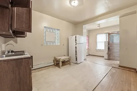 6734 South Maplewood Avenue Chicago IL 60629