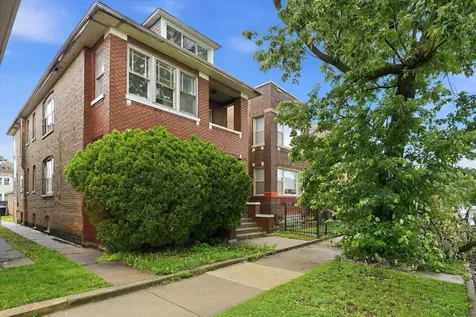 6734 South Maplewood Avenue Chicago IL 60629