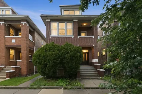 6734 South Maplewood Avenue Chicago IL 60629