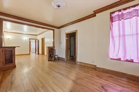 6734 South Maplewood Avenue Chicago IL 60629