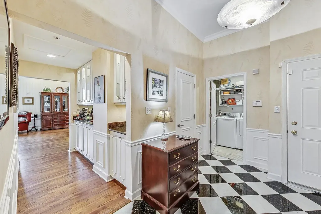 1016 West Madison Street Chicago IL 60607