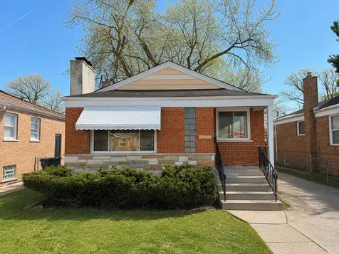 14525 Dobson Avenue Dolton IL 60419