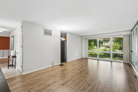 5460 Adeline Place Oak Forest IL 60452