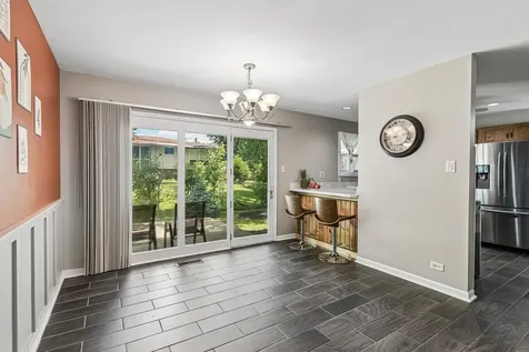 5460 Adeline Place Oak Forest IL 60452
