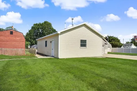 120 North Melvin Street Gibson City IL 60936