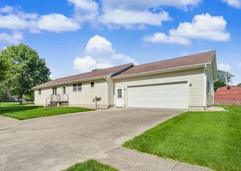 120 North Melvin Street Gibson City IL 60936
