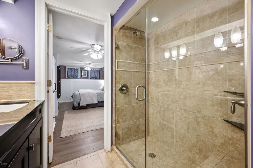 2621 West Haddon Street Chicago IL 60622