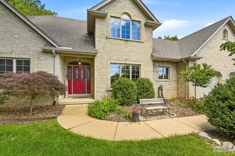 71 Long Grove Road Yorkville IL 60560