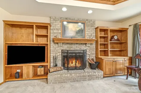 71 Long Grove Road Yorkville IL 60560