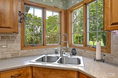 71 Long Grove Road Yorkville IL 60560