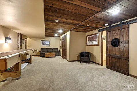 71 Long Grove Road Yorkville IL 60560