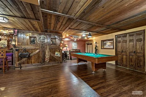 71 Long Grove Road Yorkville IL 60560