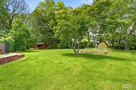 71 Long Grove Road Yorkville IL 60560