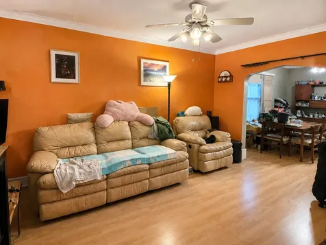 5648 South Sawyer Avenue Chicago IL 60629