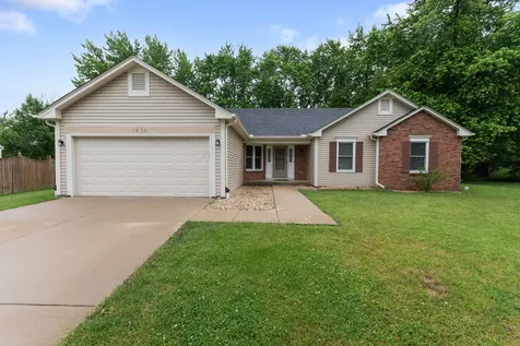 1935 Springhaven Court Montgomery IL 60538
