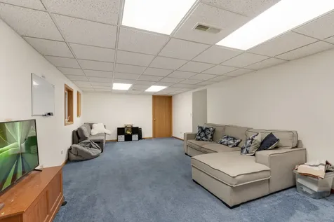 1935 Springhaven Court Montgomery IL 60538