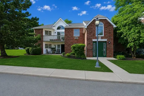 501 Leah Lane Woodstock IL 60098