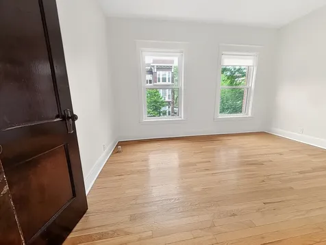 1302 West Rosemont Avenue Chicago IL 60660
