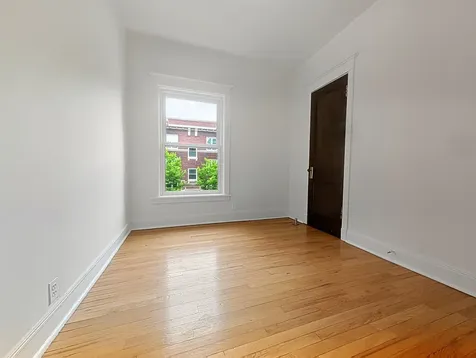 1302 West Rosemont Avenue Chicago IL 60660