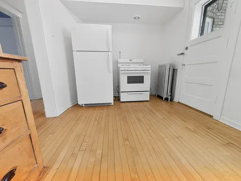 1302 West Rosemont Avenue Chicago IL 60660
