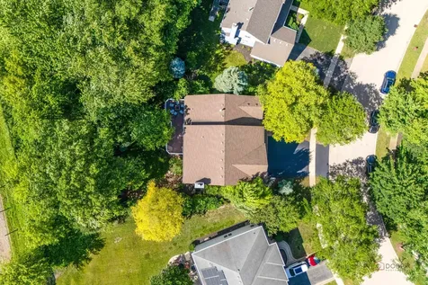 7510 Clarewood Lane Gurnee IL 60031