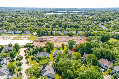 7510 Clarewood Lane Gurnee IL 60031