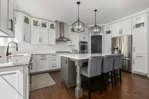 7510 Clarewood Lane Gurnee IL 60031
