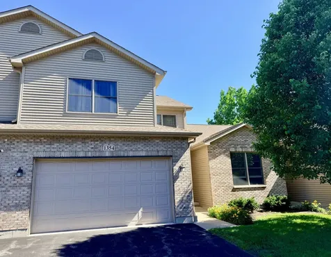 1354 Ridge Drive Sycamore IL 60178
