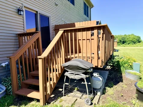 1354 Ridge Drive Sycamore IL 60178