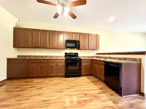 1354 Ridge Drive Sycamore IL 60178