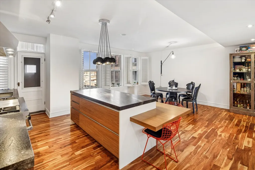 3500 North Lake Shore Drive Chicago IL 60657