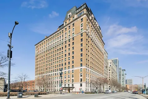 3500 North Lake Shore Drive Chicago IL 60657