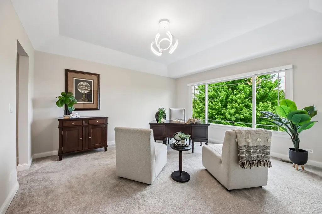 2214 Keim Drive Aurora IL 60503
