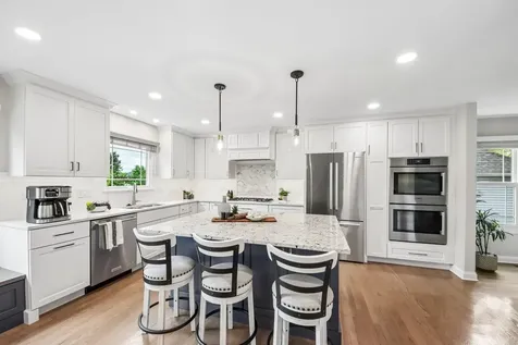 2214 Keim Drive Aurora IL 60503