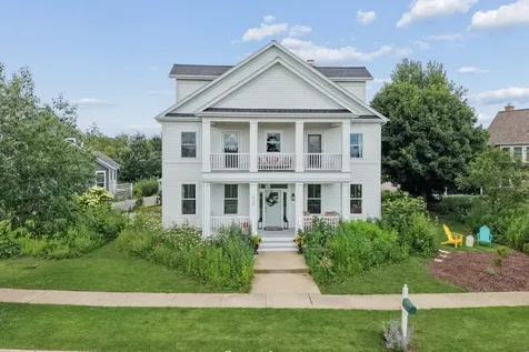 860 Blazing Star Road Grayslake IL 60030