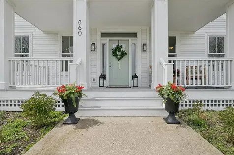 860 Blazing Star Road Grayslake IL 60030
