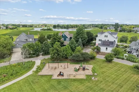 860 Blazing Star Road Grayslake IL 60030
