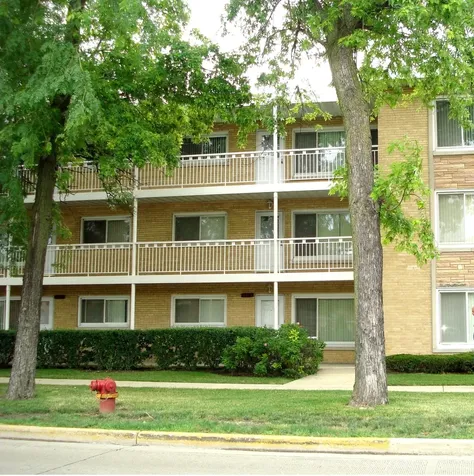 4903 North Harlem Avenue Chicago IL 60656