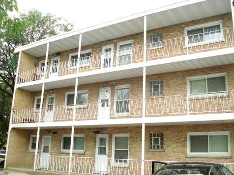 4903 North Harlem Avenue Chicago IL 60656