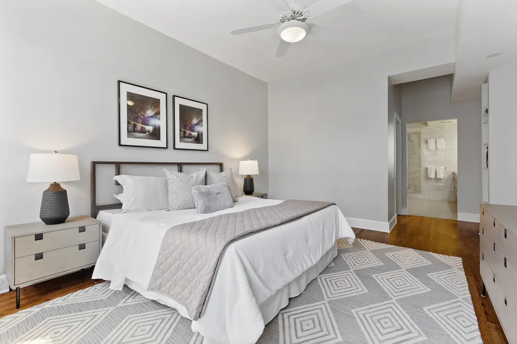 165 North Canal Street Chicago IL 60606