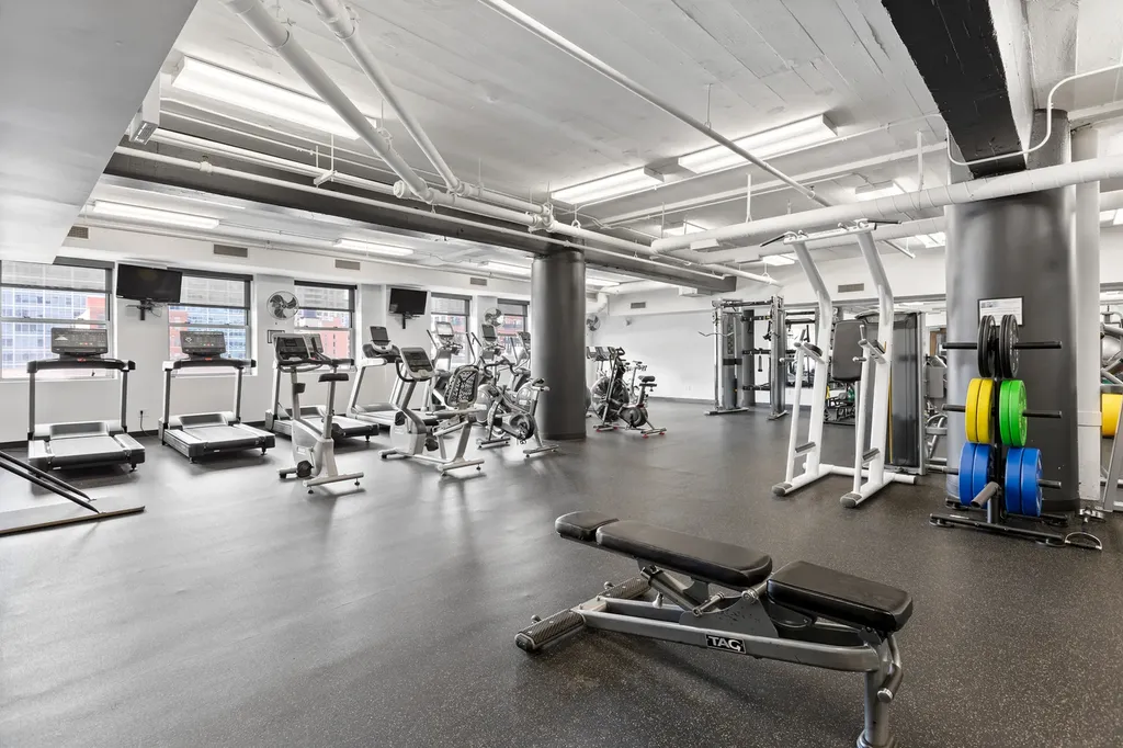 165 North Canal Street Chicago IL 60606