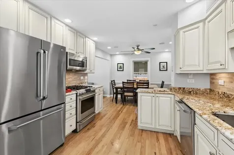 1483 Orchard Street Des Plaines IL 60018