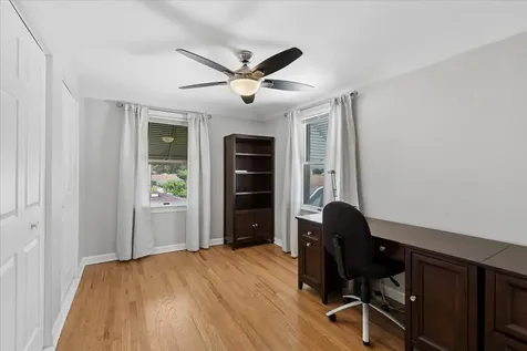 1483 Orchard Street Des Plaines IL 60018